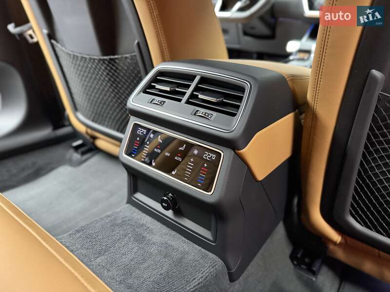 Универсал Audi RS6 2025 в Киеве