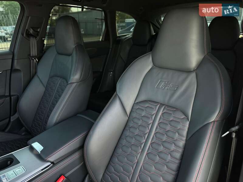Универсал Audi RS6 2024 в Киеве