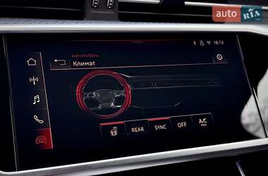 Універсал Audi RS6 2024 в 
