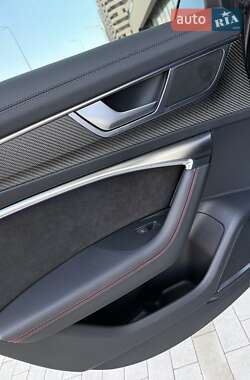 Универсал Audi RS6 2024 в 