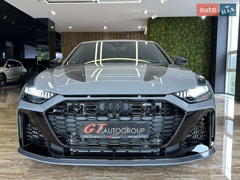 Универсал Audi RS6 2024 в Киеве