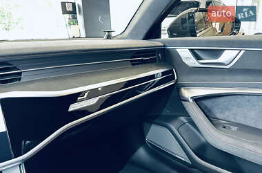 Универсал Audi RS6 2024 в 