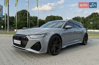 Универсал Audi RS6 2022 в 