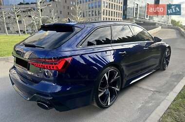 Универсал Audi RS6 2021 в 