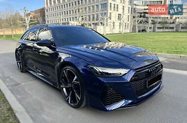 Универсал Audi RS6 2021 в 