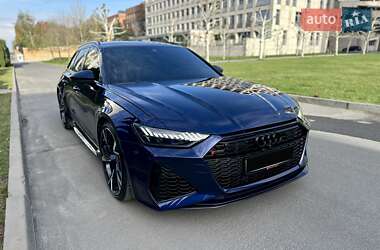 Универсал Audi RS6 2021 в 