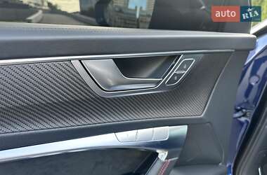 Универсал Audi RS6 2021 в 