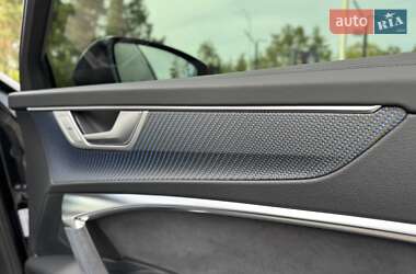 Универсал Audi RS6 2025 в 