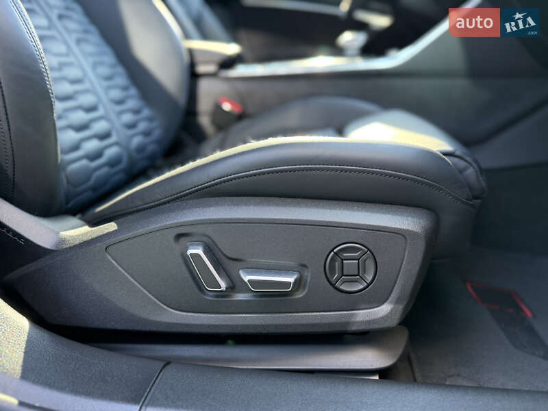 Універсал Audi RS6 2023 в Львові