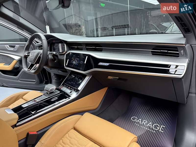 Универсал Audi RS6 2025 в Киеве фото 69 Универсал Audi RS6 2025 в Киеве