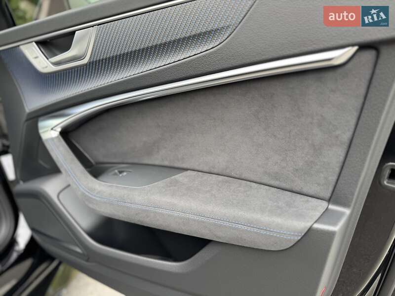 Универсал Audi RS6 2025 в Киеве