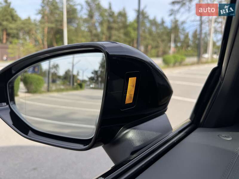 Универсал Audi RS6 2025 в Киеве