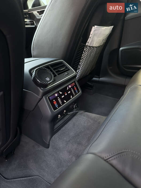 Универсал Audi RS6 2021 в Одессе фото 22 Универсал Audi RS6 2021 в Одессе