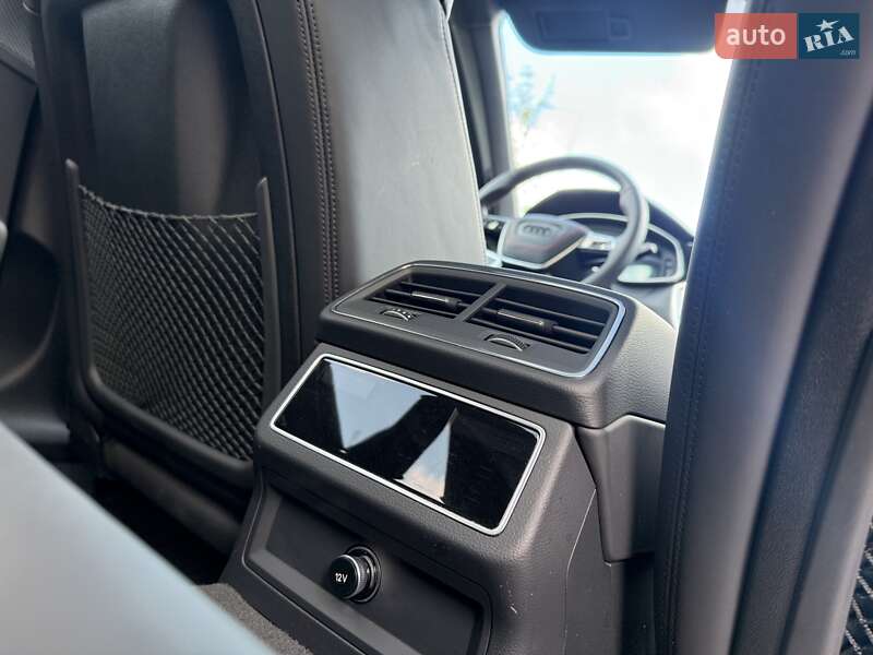 Универсал Audi RS6 2024 в Киеве