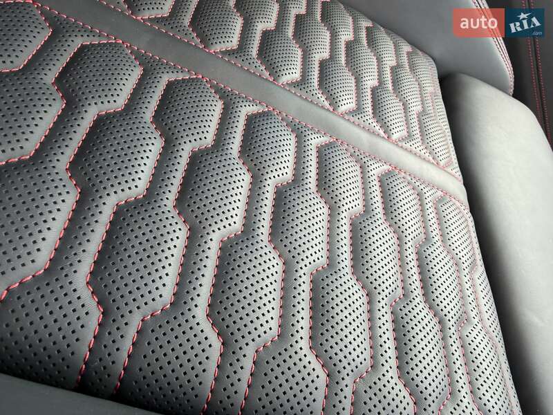Универсал Audi RS6 2024 в Киеве