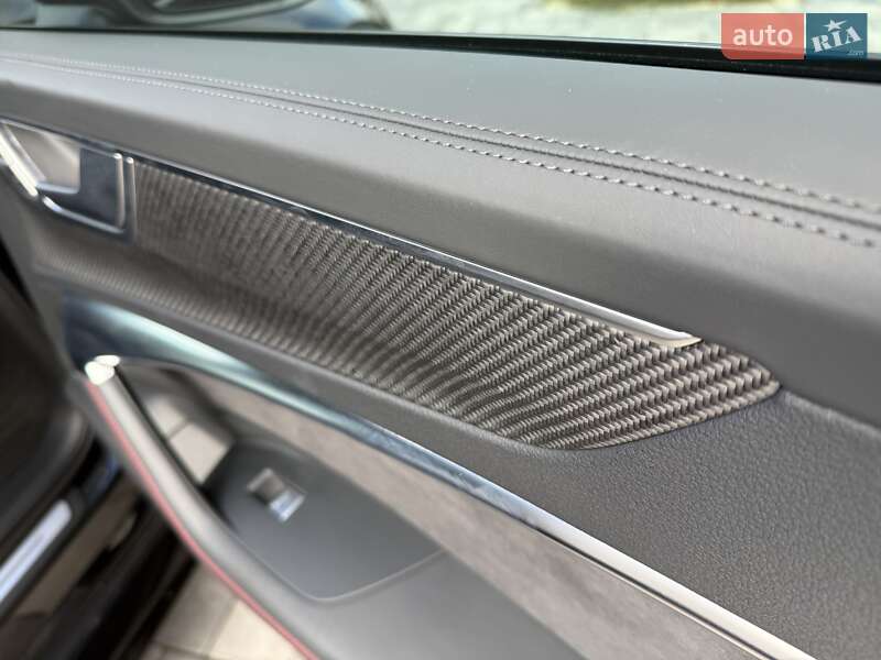 Универсал Audi RS6 2024 в Киеве
