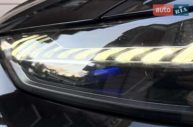 Универсал Audi RS6 2021 в 