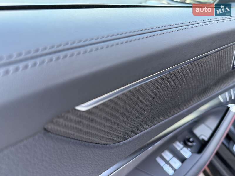Универсал Audi RS6 2024 в Киеве