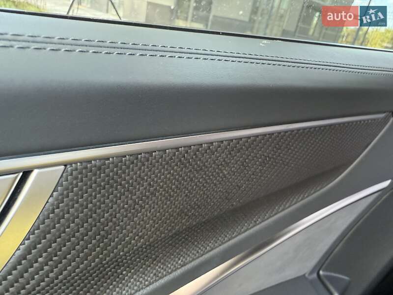 Универсал Audi RS6 2024 в Киеве