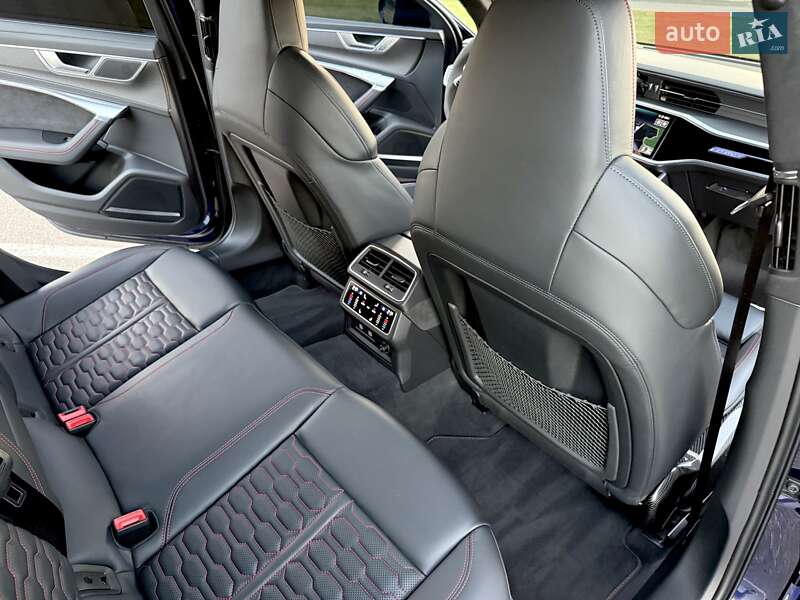 Универсал Audi RS6 2021 в Киеве