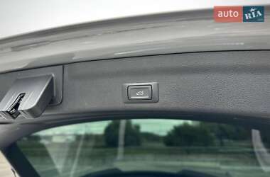 Універсал Audi RS6 2021 в 