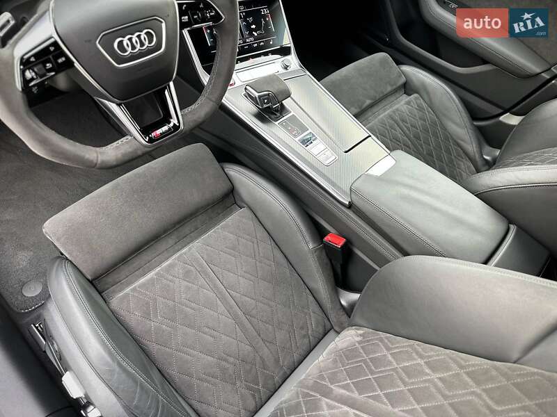 Универсал Audi RS6 2021 в Киеве