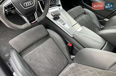Універсал Audi RS6 2021 в 