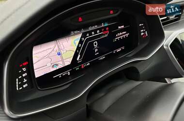 Універсал Audi RS6 2021 в 