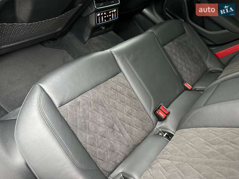 Универсал Audi RS6 2021 в Киеве