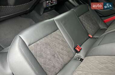 Універсал Audi RS6 2021 в 