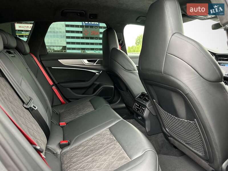 Универсал Audi RS6 2021 в Киеве