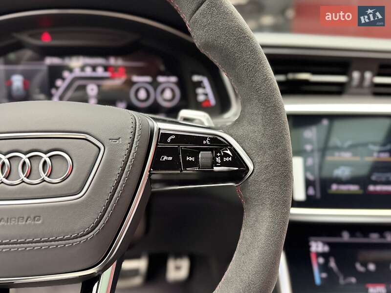 Универсал Audi RS6 2025 в Киеве