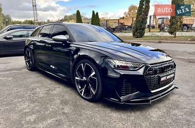 Универсал Audi RS6 2021 в 