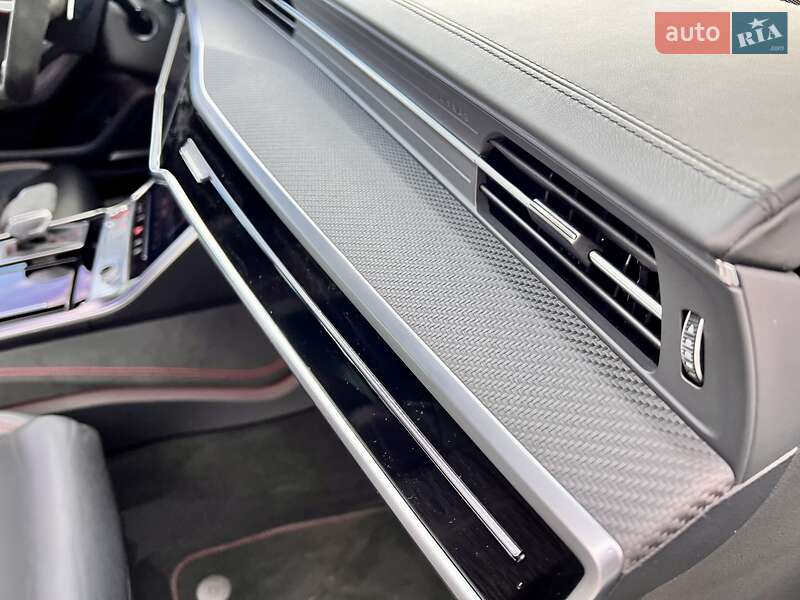 Универсал Audi RS6 2021 в Киеве