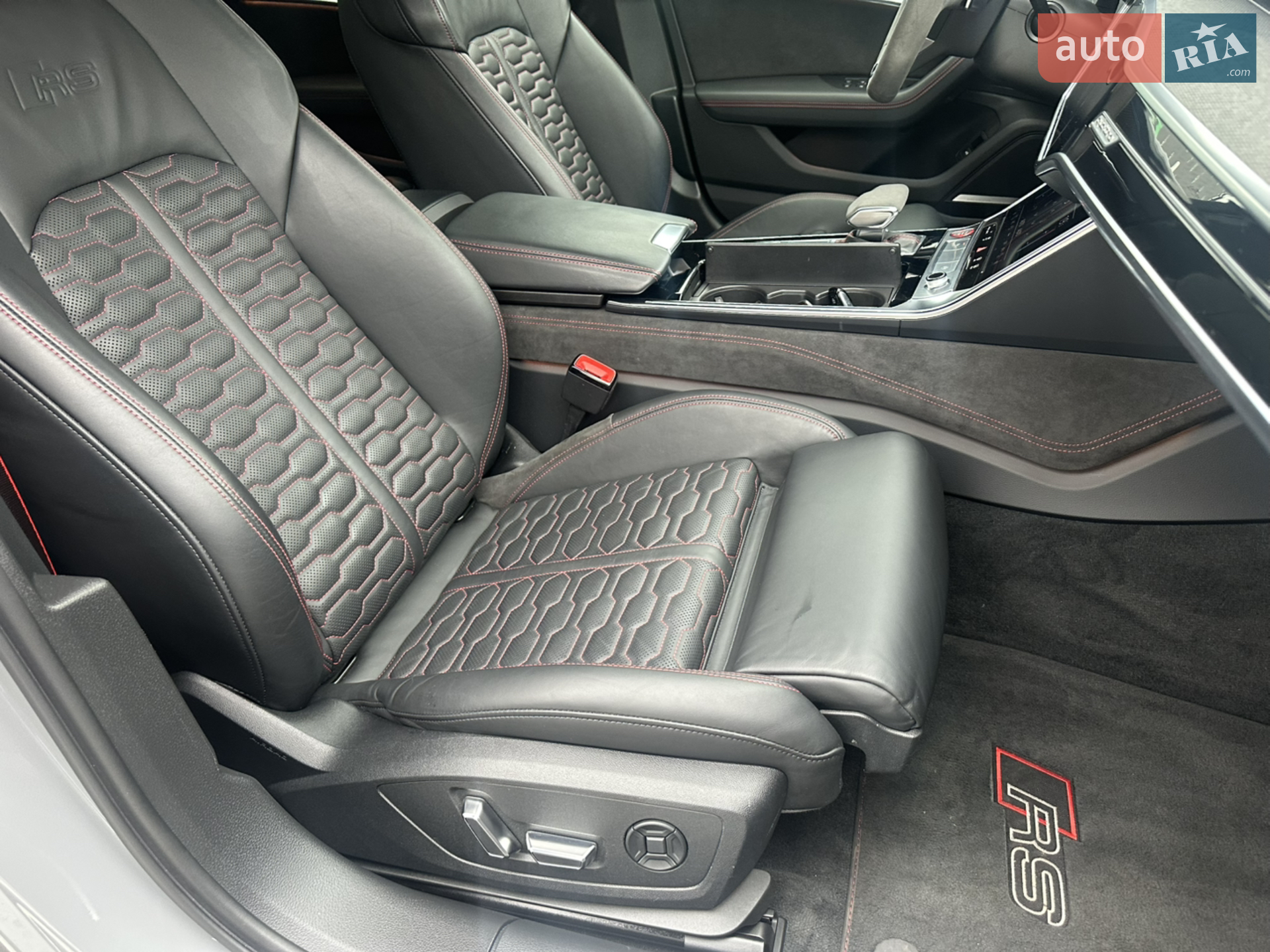 2020 Audi RS6 - мініатюра 9