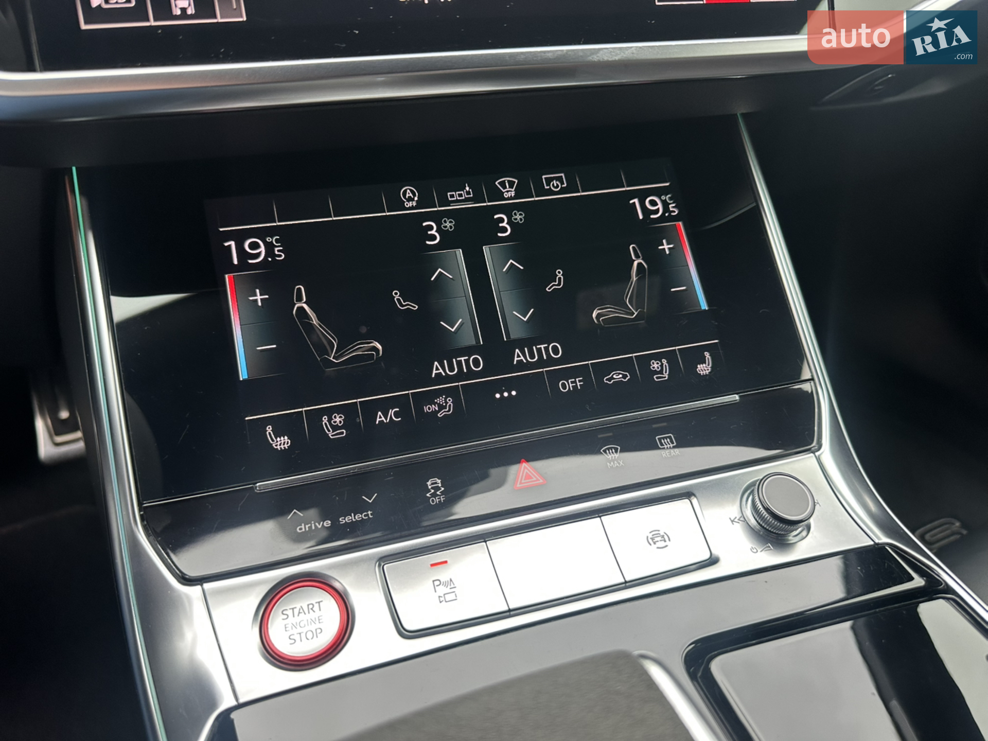 2020 Audi RS6 - мініатюра 20
