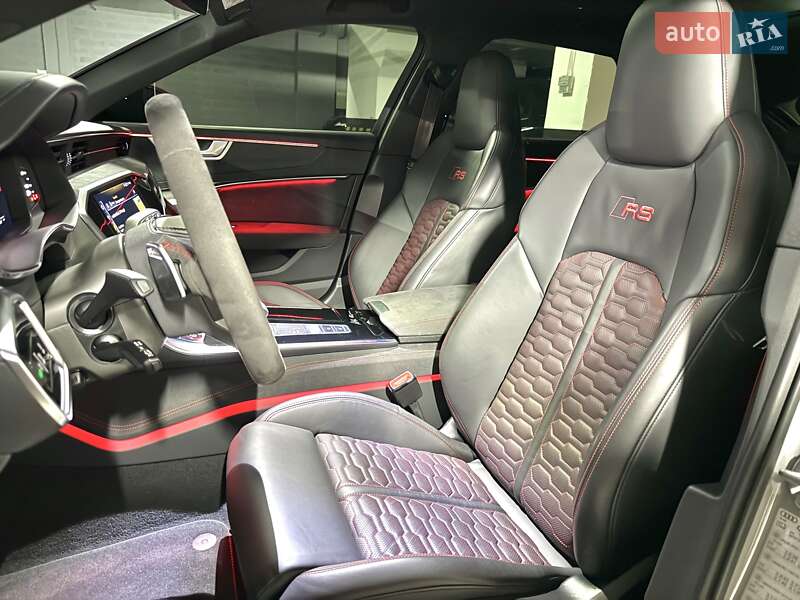 Универсал Audi RS6 2024 в Днепре