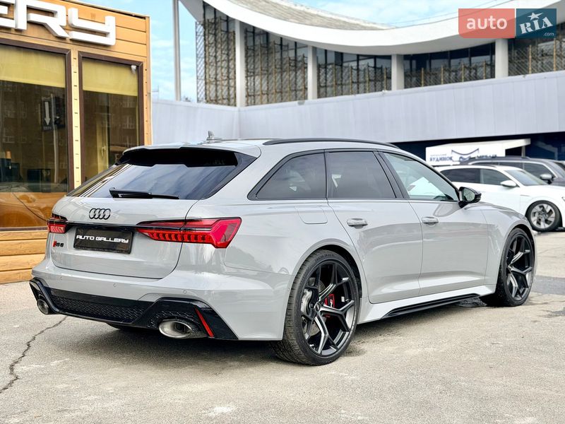 Универсал Audi RS6 2025 в Киеве