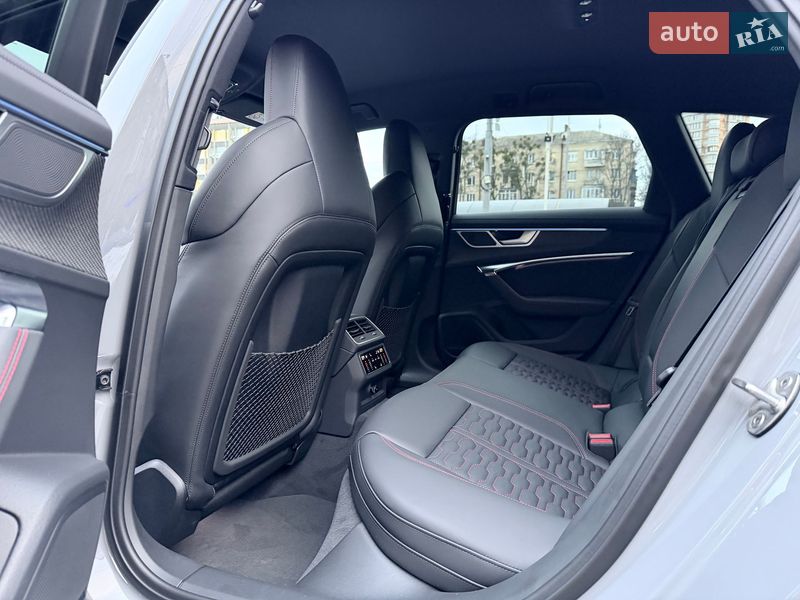 Универсал Audi RS6 2025 в Киеве