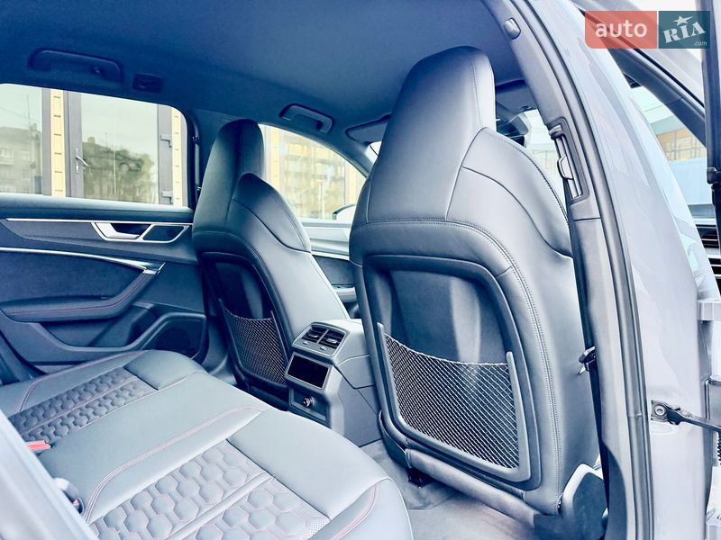 Универсал Audi RS6 2025 в Киеве