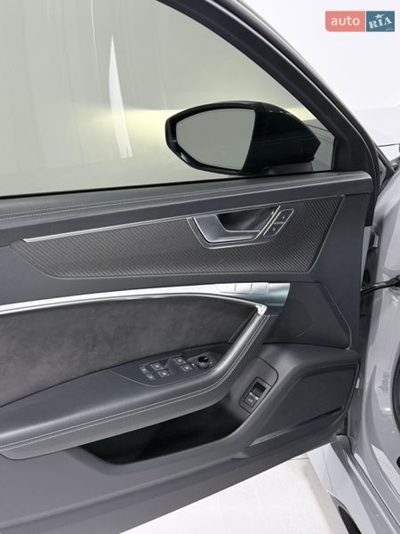 Универсал Audi RS6 2020 в Одессе