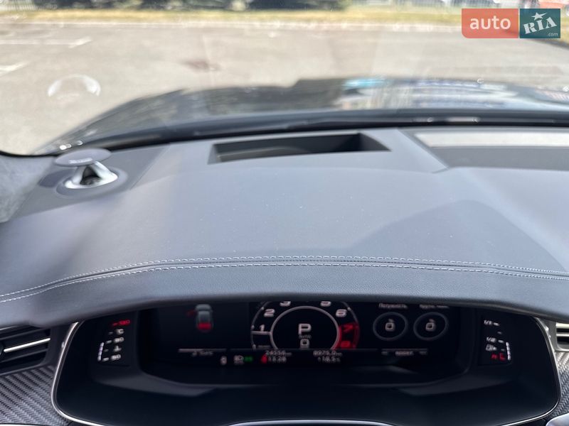 Универсал Audi RS6 2024 в Киеве