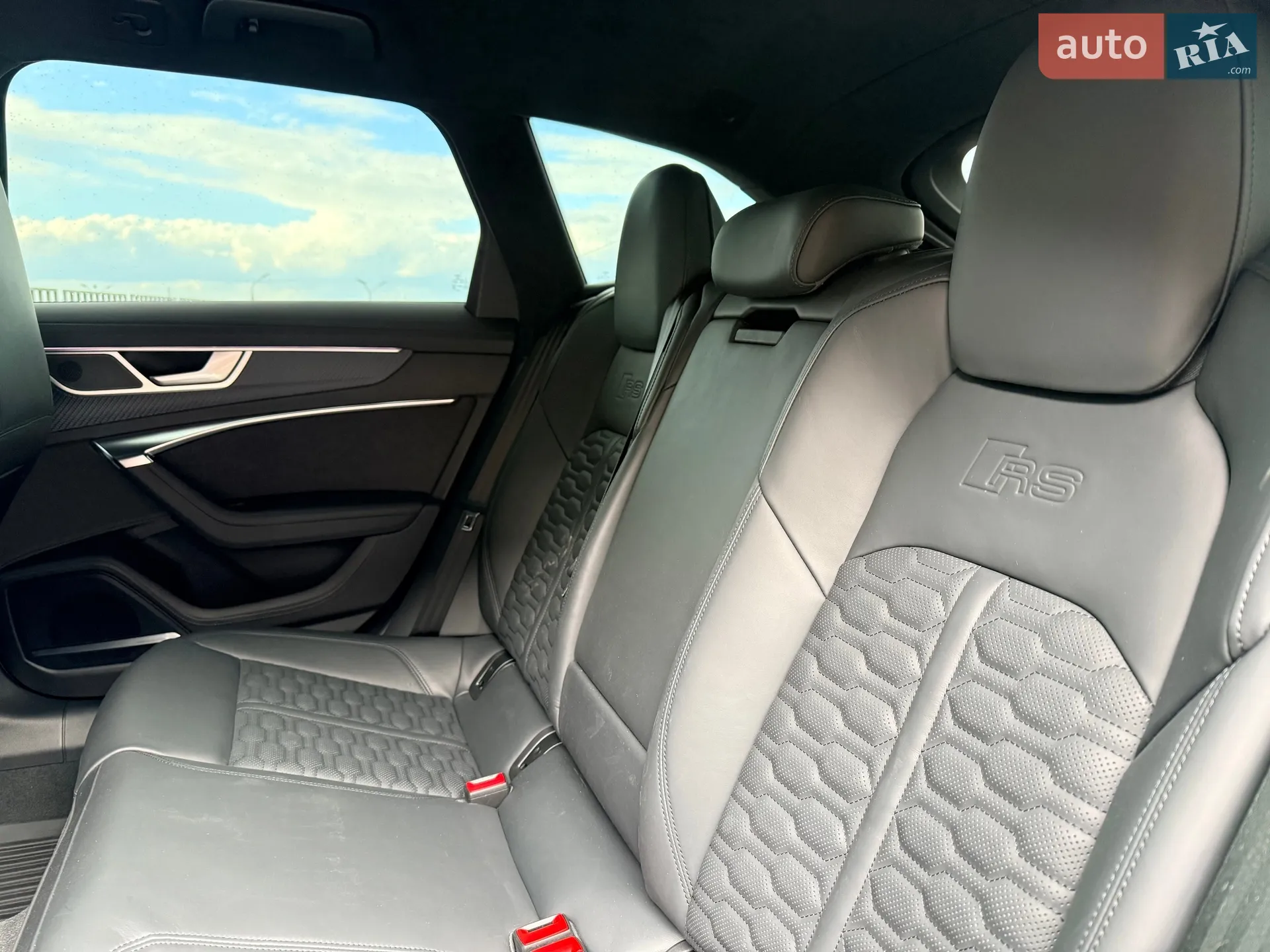 2024 Audi RS6 - мініатюра 36