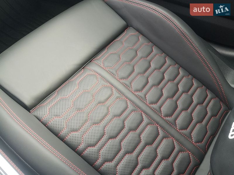 Универсал Audi RS6 2025 в Кривом Роге