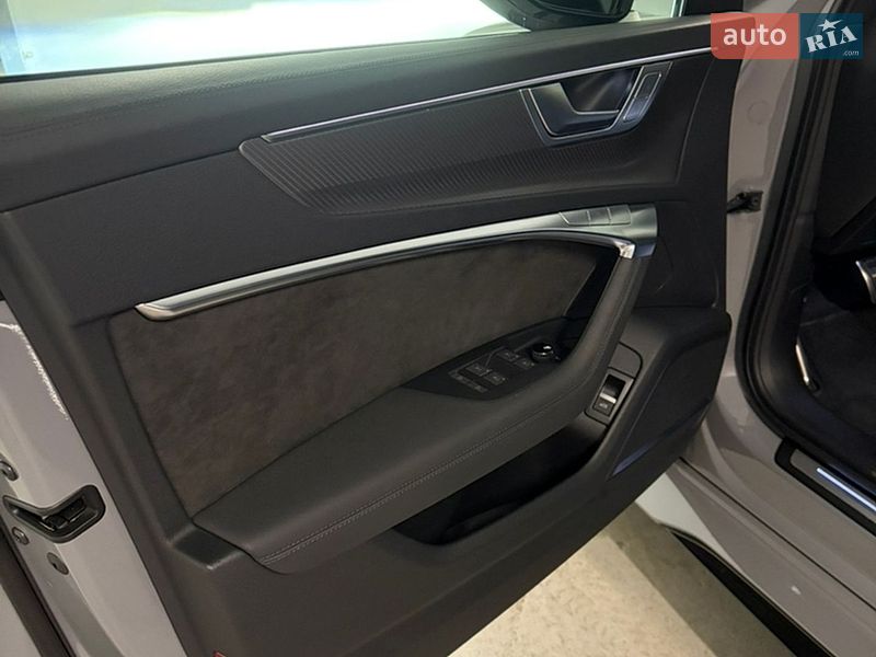 Универсал Audi RS6 2020 в Харькове
