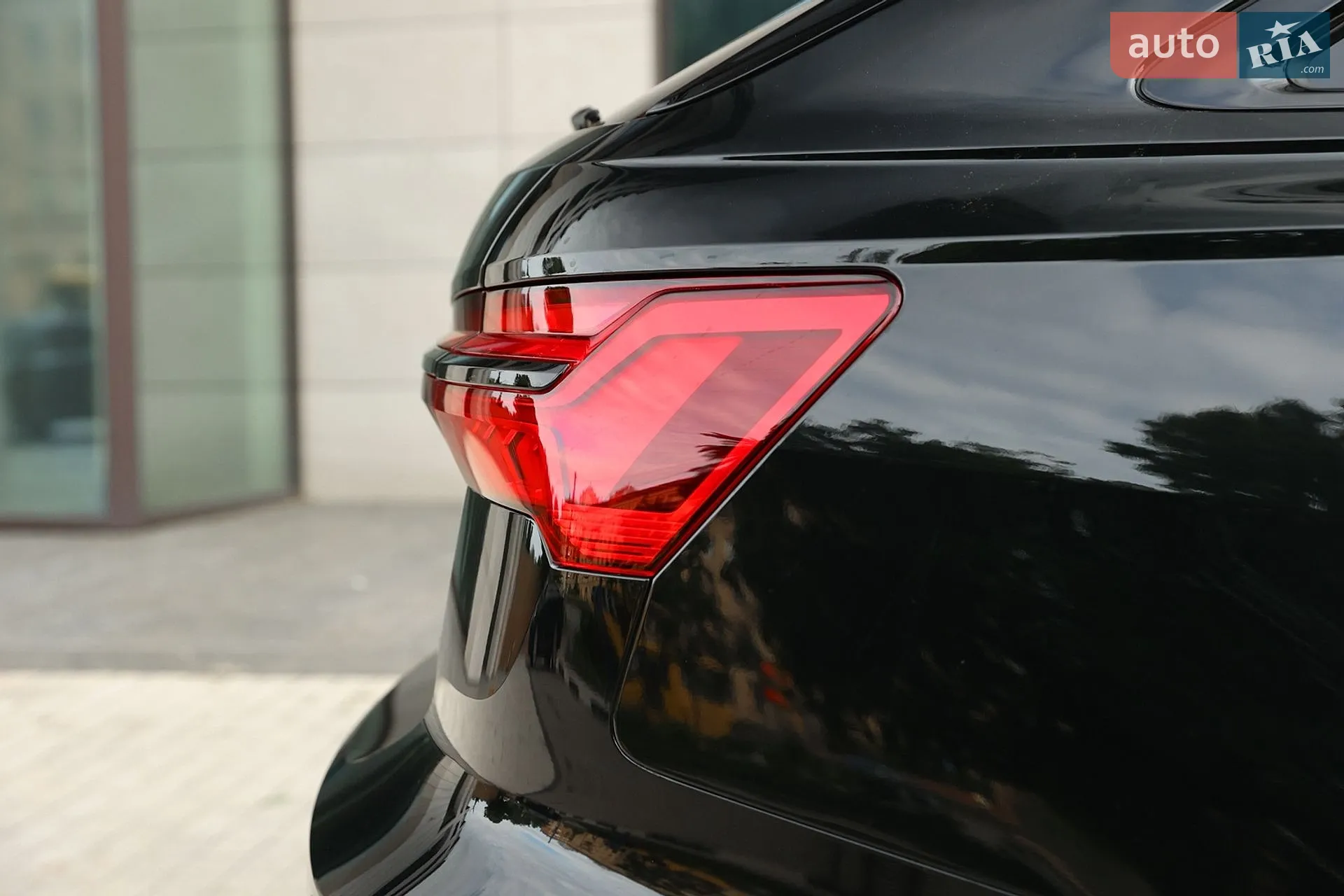 2025 Audi RS6 - мініатюра 17
