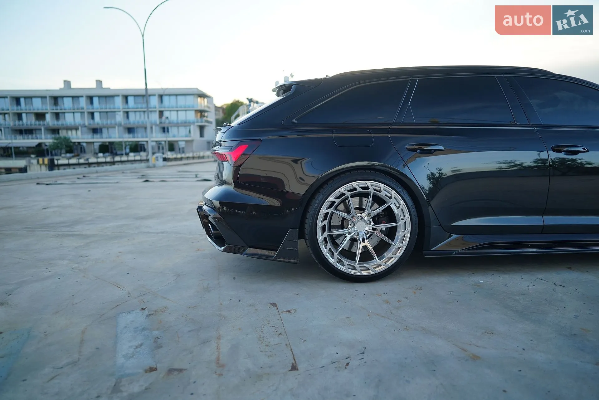 2024 Audi RS6 - мініатюра 21