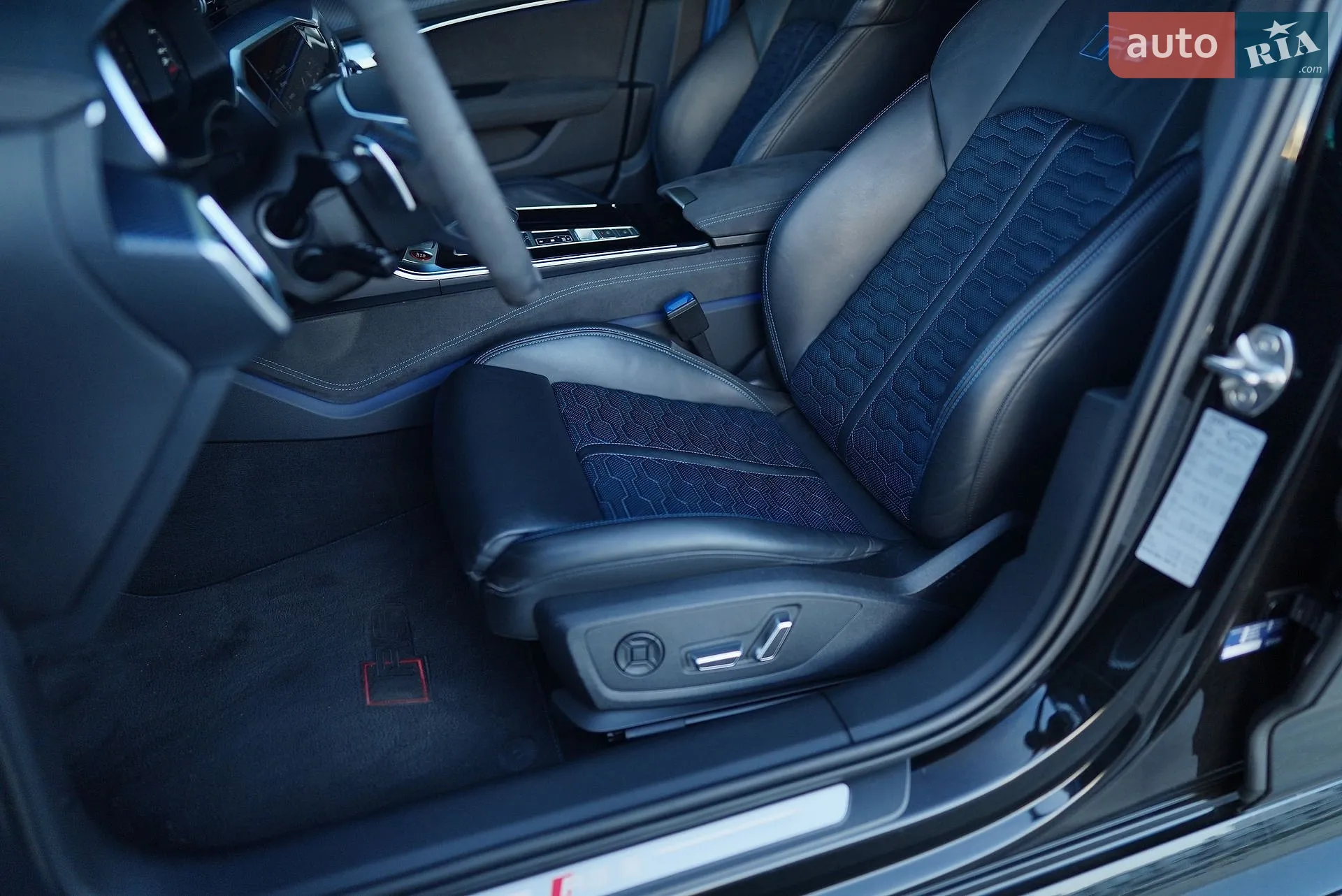 2024 Audi RS6 - мініатюра 64