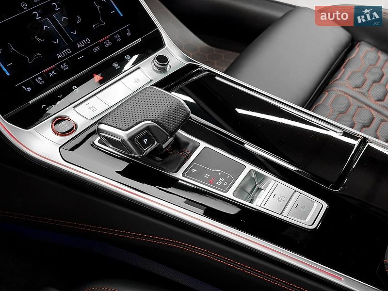 Универсал Audi RS6 2024 в Киеве