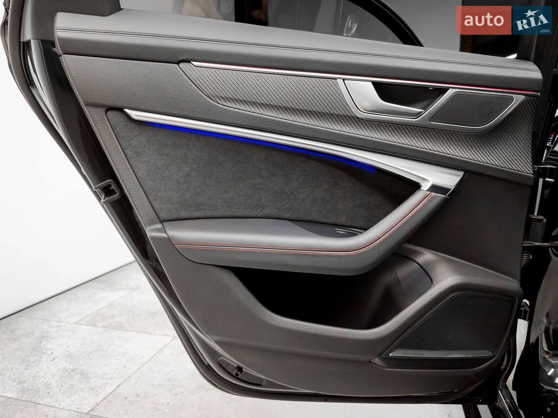2024 Audi RS6 - мініатюра 51